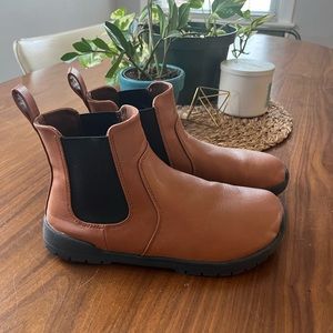 Feelgrounds Sienna Chelsea boots